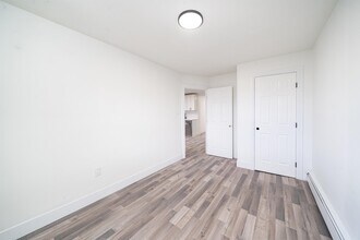 326 Ave E in Bayonne, NJ - Building Photo - Building Photo