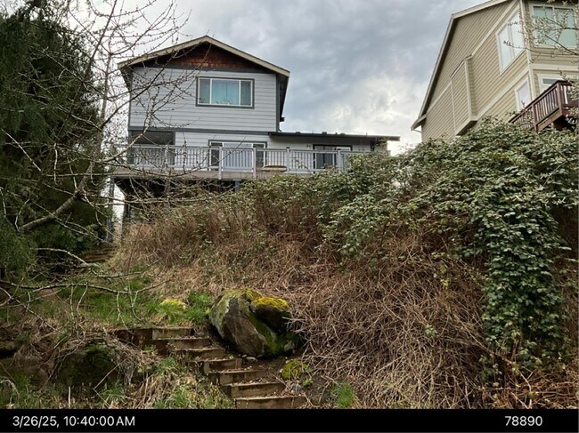 129 S 42nd St in Bellingham, WA - Building Photo - Building Photo