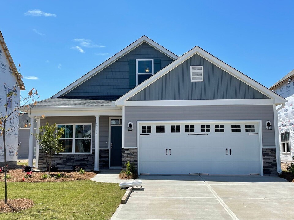 1445 Lewis Landing Ave in Wilmington, NC - Building Photo