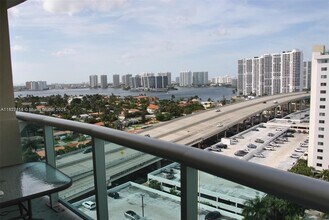 19370 Collins Ave, Unit 1504 in Sunny Isles Beach, FL - Foto de edificio - Building Photo