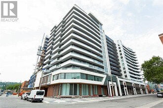 212 King William St in Hamilton, ON - Building Photo - Building Photo