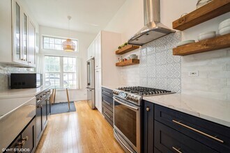 4526 Concord Ln in Northbrook, IL - Building Photo - Building Photo