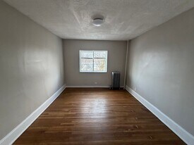 202-206-212 Pearl St in Springfield, MA - Building Photo