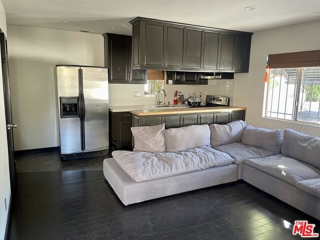 6356 W 6th St in Los Angeles, CA - Building Photo - Building Photo