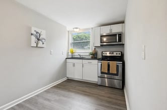 6528 Premier Dr in Nashville, TN - Building Photo - Building Photo