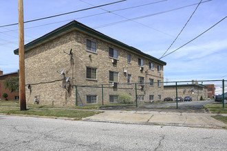 3691 W 143rd St in Cleveland, OH - Building Photo - Building Photo