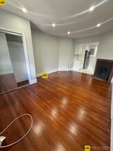 476 Commonwealth Ave, Unit 5 in Boston, MA - Foto de edificio - Building Photo