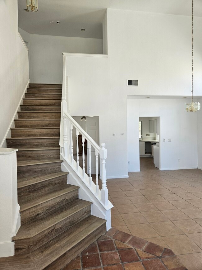44547 Aspen St in Lancaster, CA - Building Photo - Building Photo