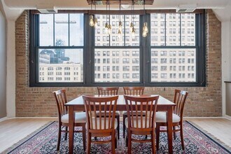 621 S Plymouth Ct, Unit 805 in Chicago, IL - Foto de edificio - Building Photo