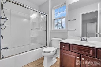 702 Leia Ln in Highland Park, NJ - Building Photo - Building Photo