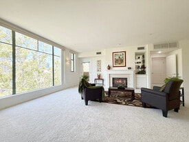 144 S 3rd St, Unit 529 in San Jose, CA - Building Photo