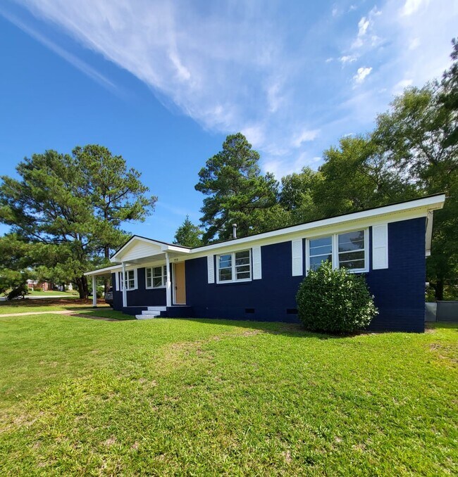 739 Ashburton Dr Rentals in Fayetteville, NC