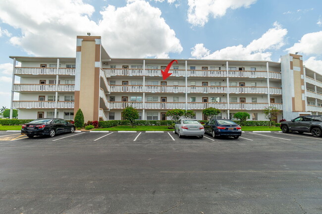 property at 3017 Cornwall Dr