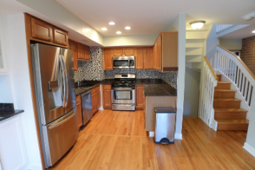 2235 N Lakewood Ave, Unit CS in Chicago, IL - Building Photo - Building Photo
