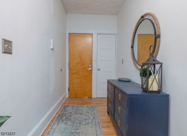 306 Springfield Ave in Summit, NJ - Building Photo - Building Photo