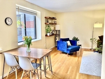 1933 Commonwealth Ave, Unit 603 in Boston, MA - Building Photo