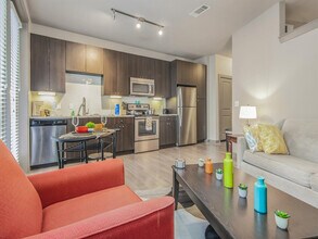 1915 Canterbury St, Unit SI ID1359154P in Houston, TX - Foto de edificio - Building Photo