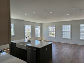 607 Carlton Ln in Cranberry Township, PA - Building Photo - Building Photo