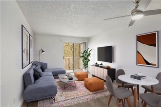 Wildwood Apartments in Lake Forest Park, WA - Foto de edificio - Building Photo