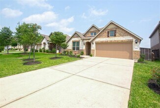 2939 Twin Cove Ct in Conroe, TX - Building Photo - Building Photo