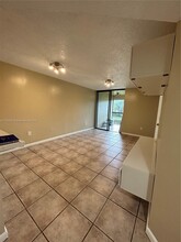 15499 N Miami Lakeway in Miami Lakes, FL - Building Photo - Building Photo