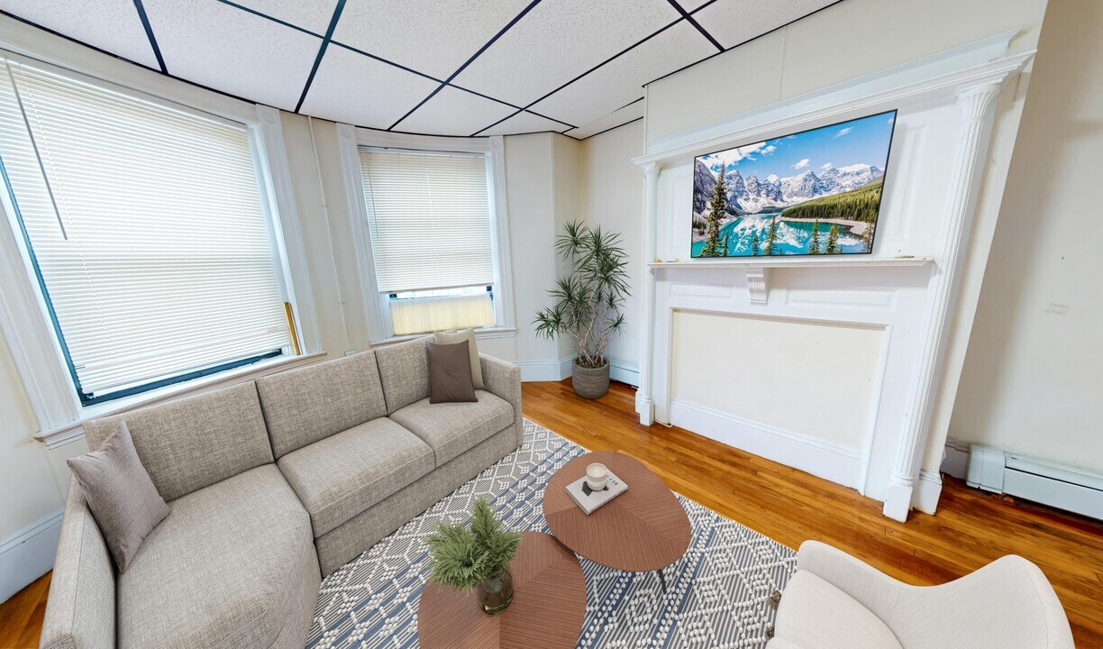 882 Huntington Ave, Unit 2 in Boston, MA - Building Photo