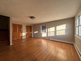 226 E Chestnut St in East Rochester, NY - Building Photo