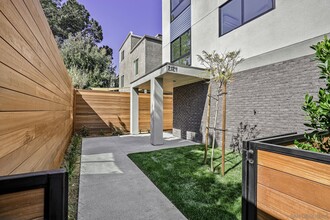 2124 San Clemente St in San Diego, CA - Building Photo - Building Photo