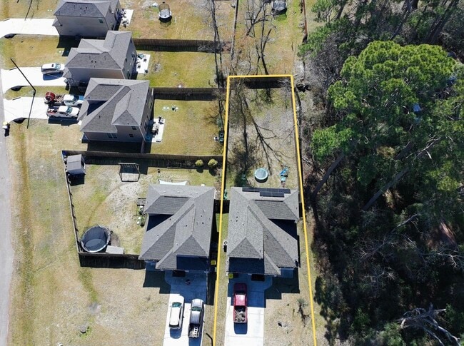 property at 804 Pearl River