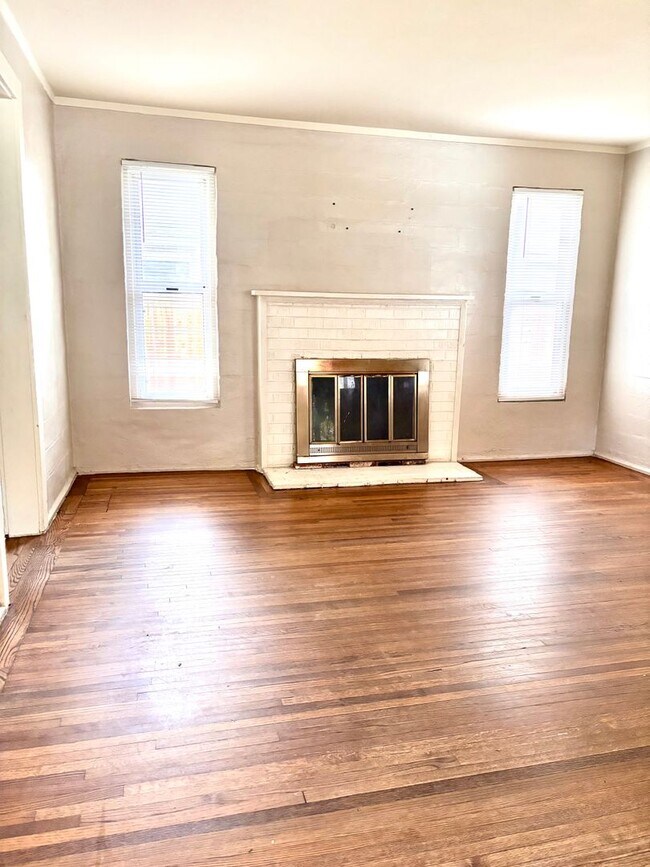 2324 Edison Ave-Unit -Edi2324 in Sacramento, CA - Building Photo - Building Photo