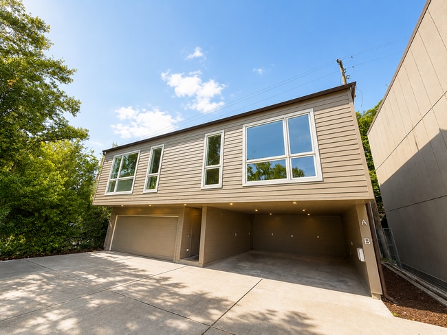 1412 Sul Ross St