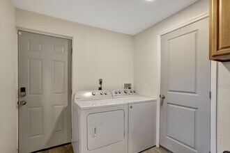 1507 S Parramore Ave in Orlando, FL - Building Photo - Building Photo