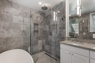 11A Cowell Ln in Atherton, CA - Building Photo - Building Photo