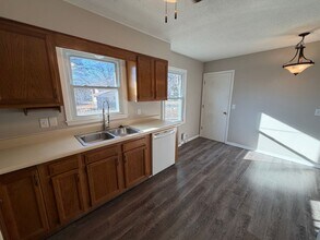 8721 Seward St in Omaha, NE - Building Photo - Building Photo