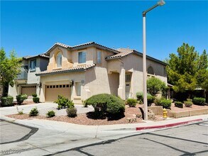 2828 Cottoneaster St in Las Vegas, NV - Building Photo - Building Photo