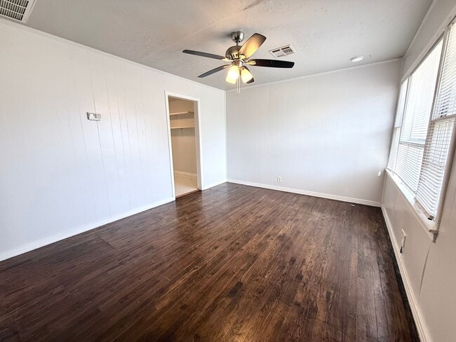 5209 N Mueller Ave in Bethany, OK - Building Photo - Building Photo