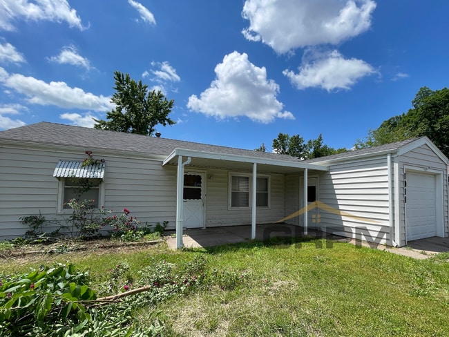 property at 1011 E 11th Ave