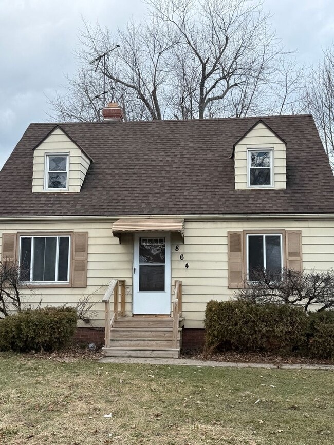 property at 864 E 260th St