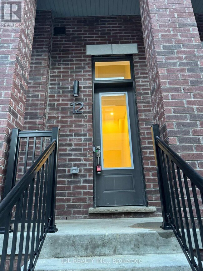 12 Robert Gilpin Ln in Richmond Hill, ON - Building Photo - Building Photo