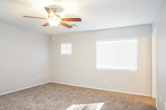 245 Vertigo Tulip Ct in Las Vegas, NV - Building Photo - Building Photo