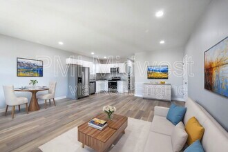 1817 Montcalm St in Indianapolis, IN - Building Photo - Building Photo