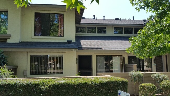 property at 1324 N Schooner Ln