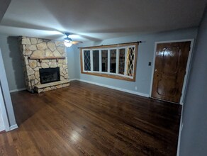 8049 W Eastwood Ave in Norridge, IL - Foto de edificio - Building Photo