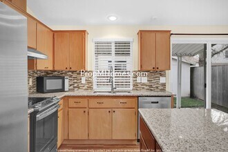 16070 SW Dewberry Ln in Tigard, OR - Building Photo - Building Photo