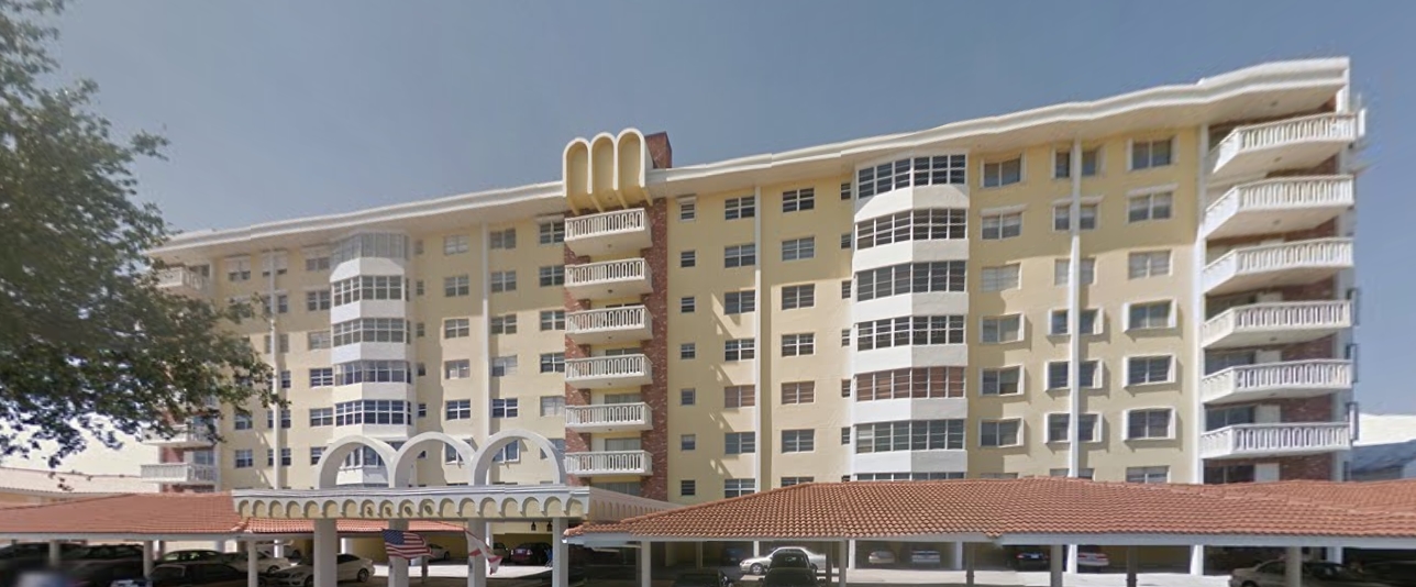 Country Club Towers in Fort Lauderdale, FL - Building Photo