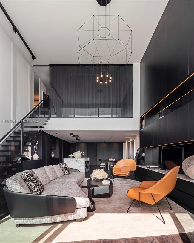 1040 Biscayne Blvd in Miami, FL - Building Photo - Building Photo