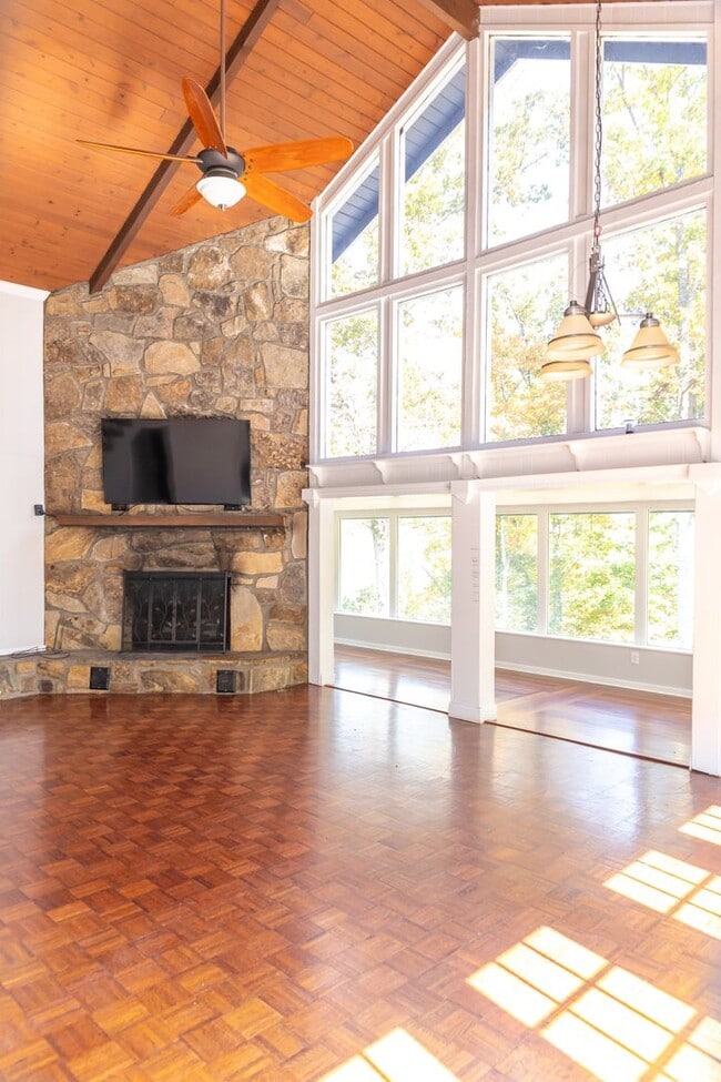 505 Adams Rd in Gatlinburg, TN - Building Photo - Building Photo