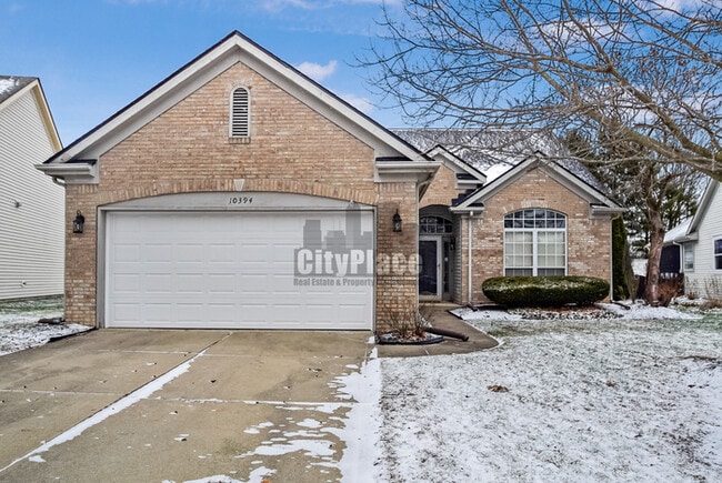 property at 10394 Lakeland Dr