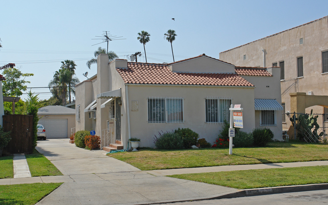 823-825 N June St in Los Angeles, CA - Building Photo