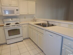 1058 Sea Mountain Hwy in North Myrtle Beach, SC - Building Photo - Building Photo